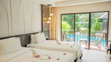Grand Deluxe Pool Access | Minibar, in-room safe, soundproofing, free WiFi