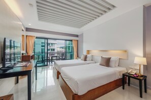 Premier Room | Minibar, safe på rommet, blendingsgardiner og wi-fi (inkludert)