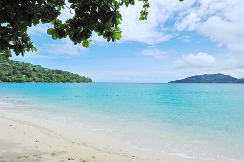 Tri Trang Beach Resort