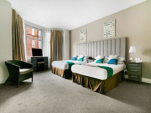 Standard Quadruple Room, 2 Double Beds | Free WiFi, bed sheets - OYO The Ivory Hotel (Glasgow)