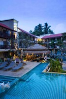 Outdoor pool, sun loungers