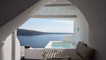 Honeymoon Plunge Pool Suite with Sunset View | View from room