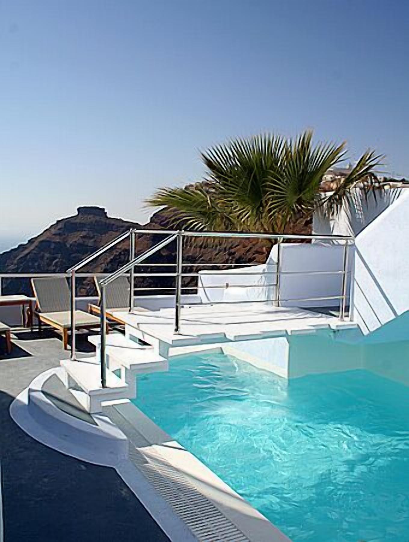 outdoor pool, pool loungers