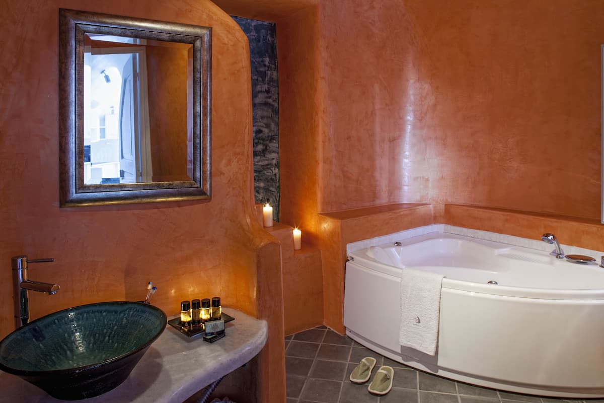 suite, 2 bedrooms, private pool (spilia) | bathroom | free toiletries, hair dryer, bathrobes, slippers