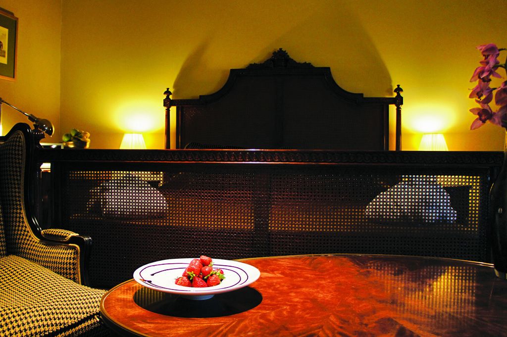 junior suite, fireplace | premium bedding, minibar, in-room safe, desk