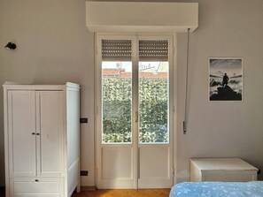 Classic Double or Twin Room, Kitchenette | Terrace/patio - Santo Spirito (Arezzo)