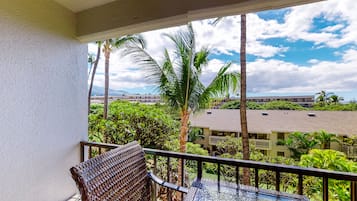 Suite, 1 Bedroom (Deluxe) | Balcony