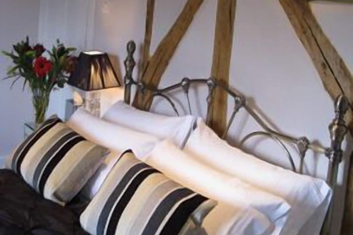 1 bilik tidur, peralatan tempat tidur premium, meja