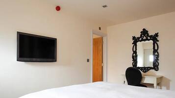 Deluxe Double Room, Ensuite | Free WiFi