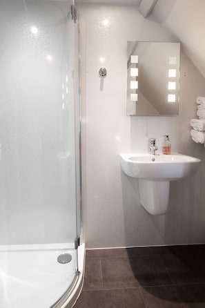 Double Room, 1 King Bed | Premium bedding, soundproofing, free WiFi, bed sheets - The Old Store Guest House (Chichester)