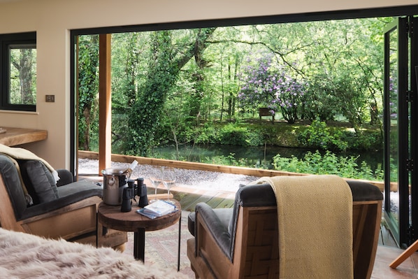 Luxury Cabin, Ensuite, Lake View (Lakeside Lodges) | View from property