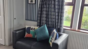 Luxury House, Ensuite, Courtyard View | 1 bedroom