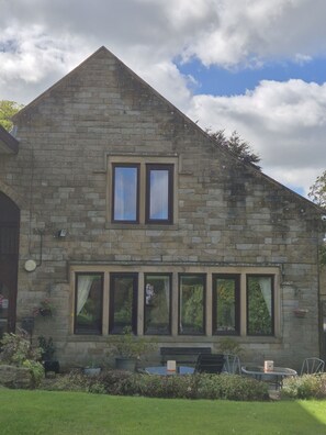 Luxury House, Ensuite, Courtyard View | Exterior