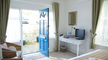 Familienzimmer, mit Bad | Kostenloses WLAN, Bettwäsche