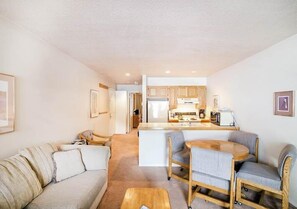 Condo, 1 Bedroom, Non Smoking