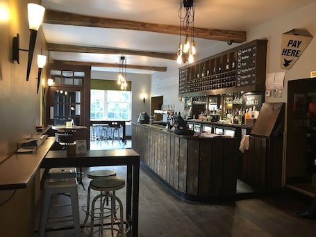 Bar (en la propiedad)