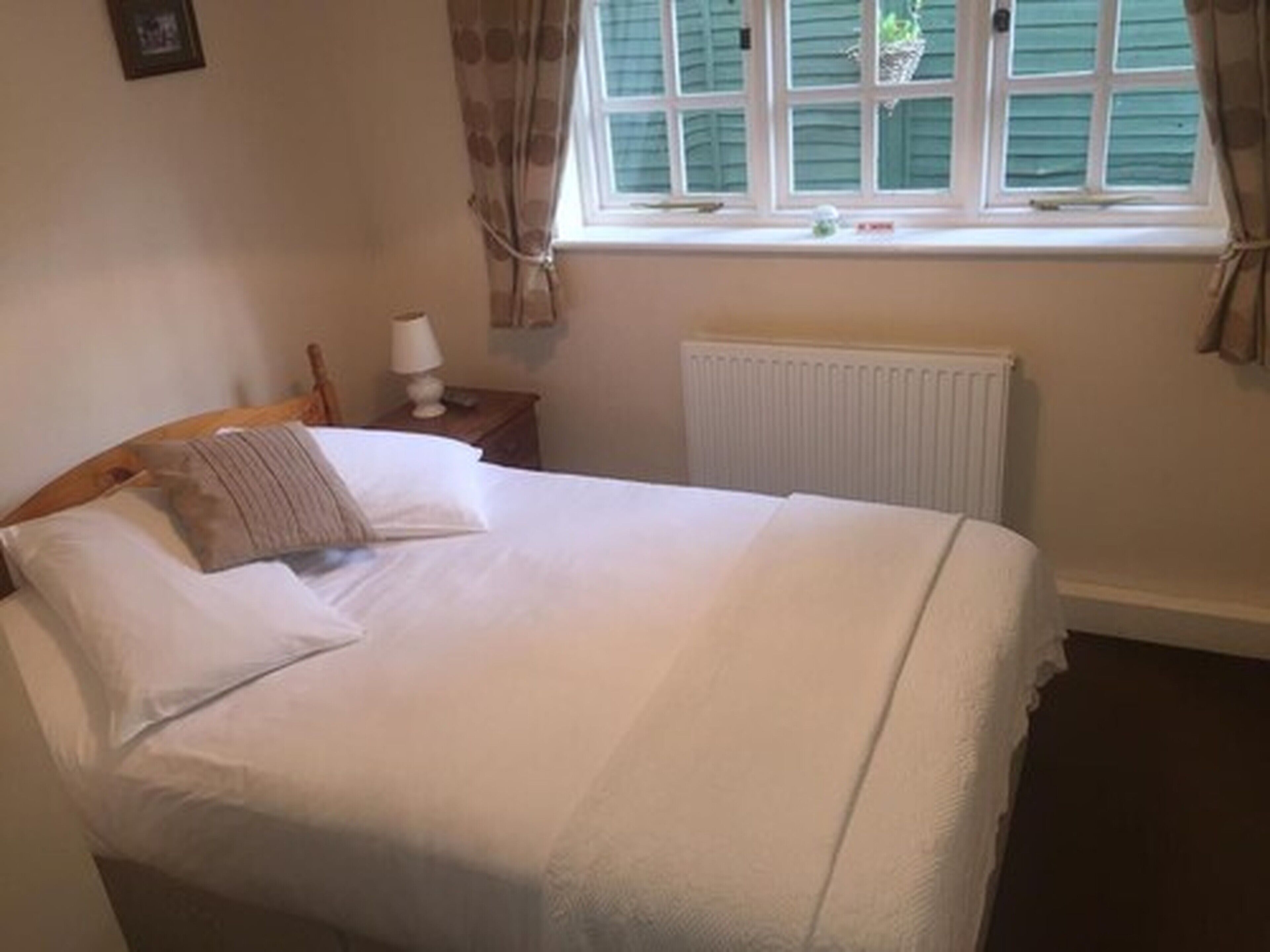 Photo - The Winchfield Inn