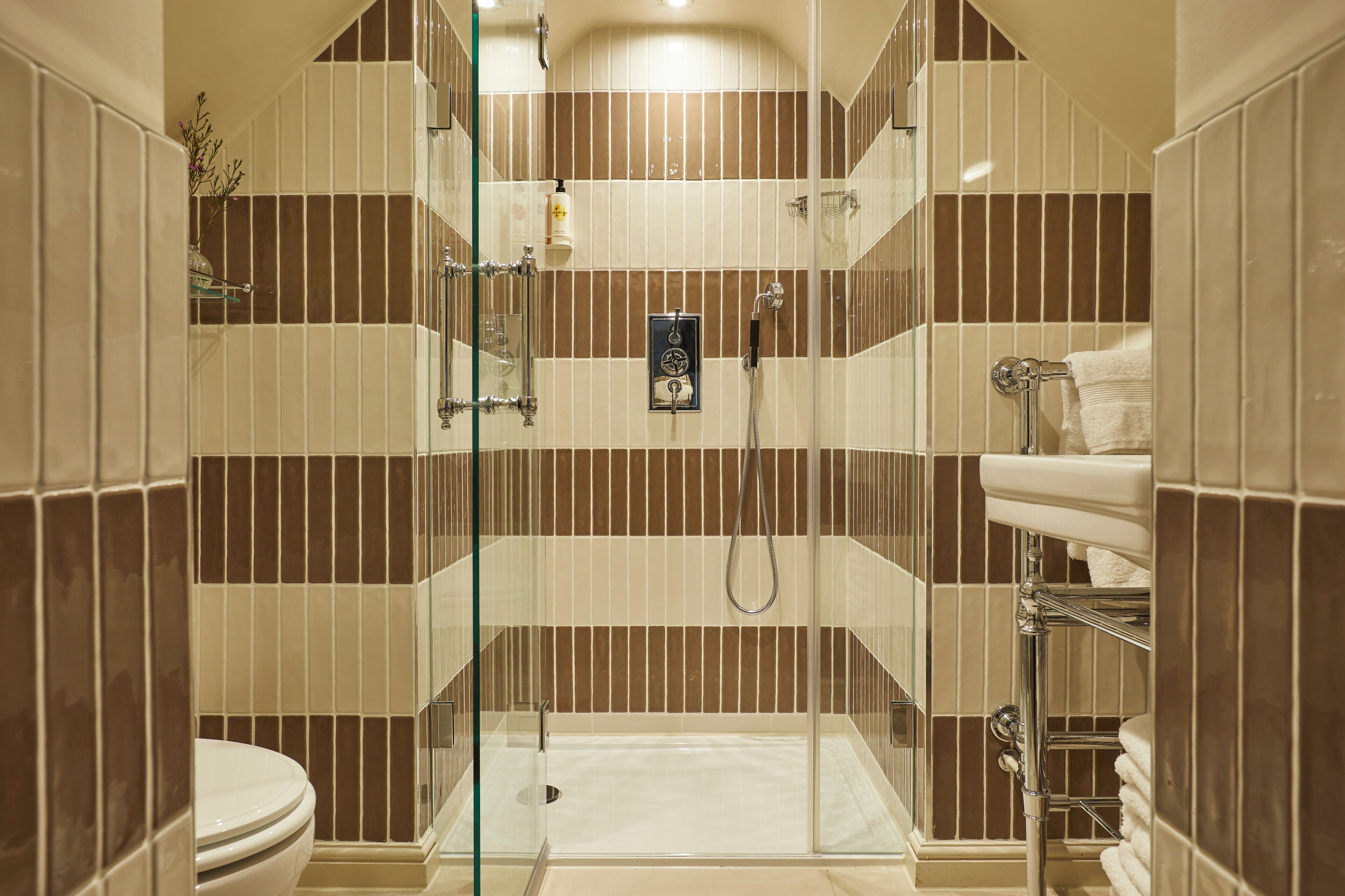 Comfort Room | Bathroom