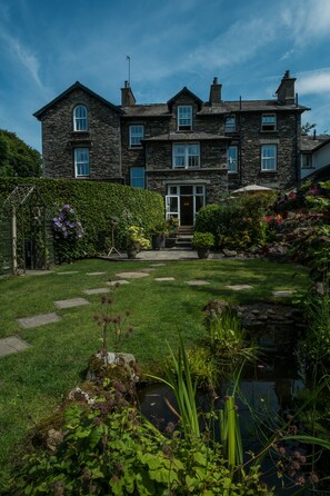 View from property - The Willowsmere - Adults Only (Windermere)
