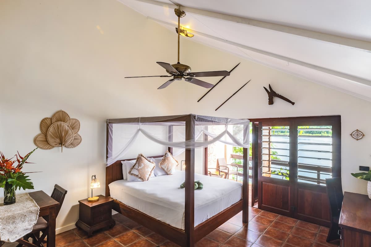 Studio Suite, Sea View, Beachside