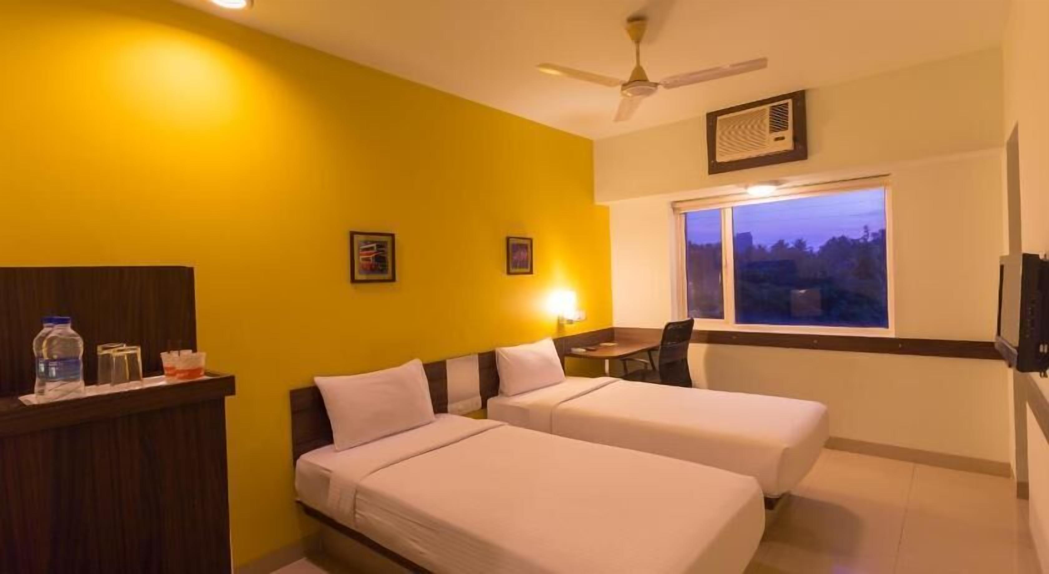 迷你吧、客房内保险箱、免费 WiFi