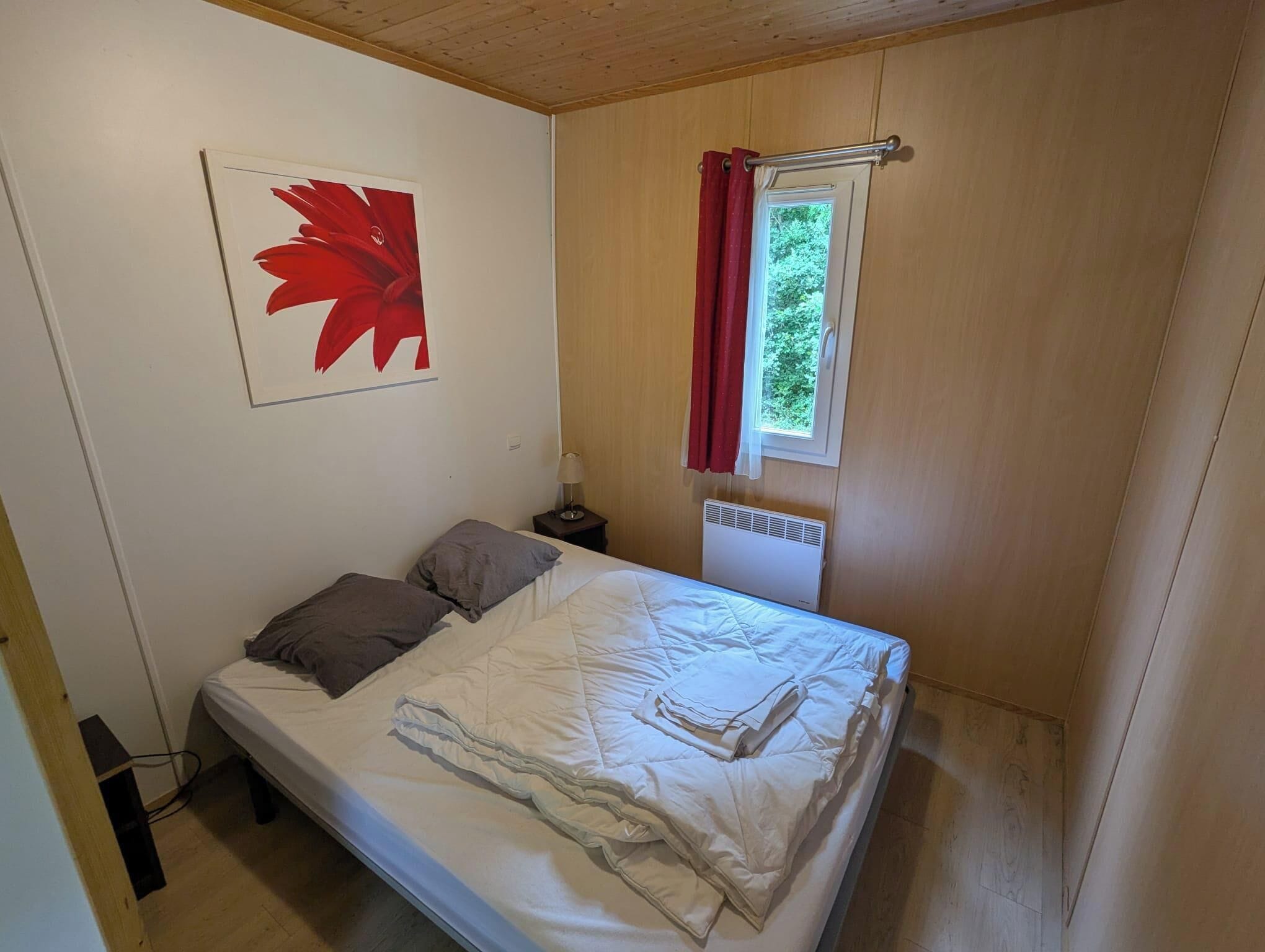 Chambres insonorisées, draps fournis