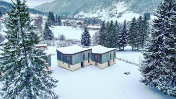 المنشأة من الخارج