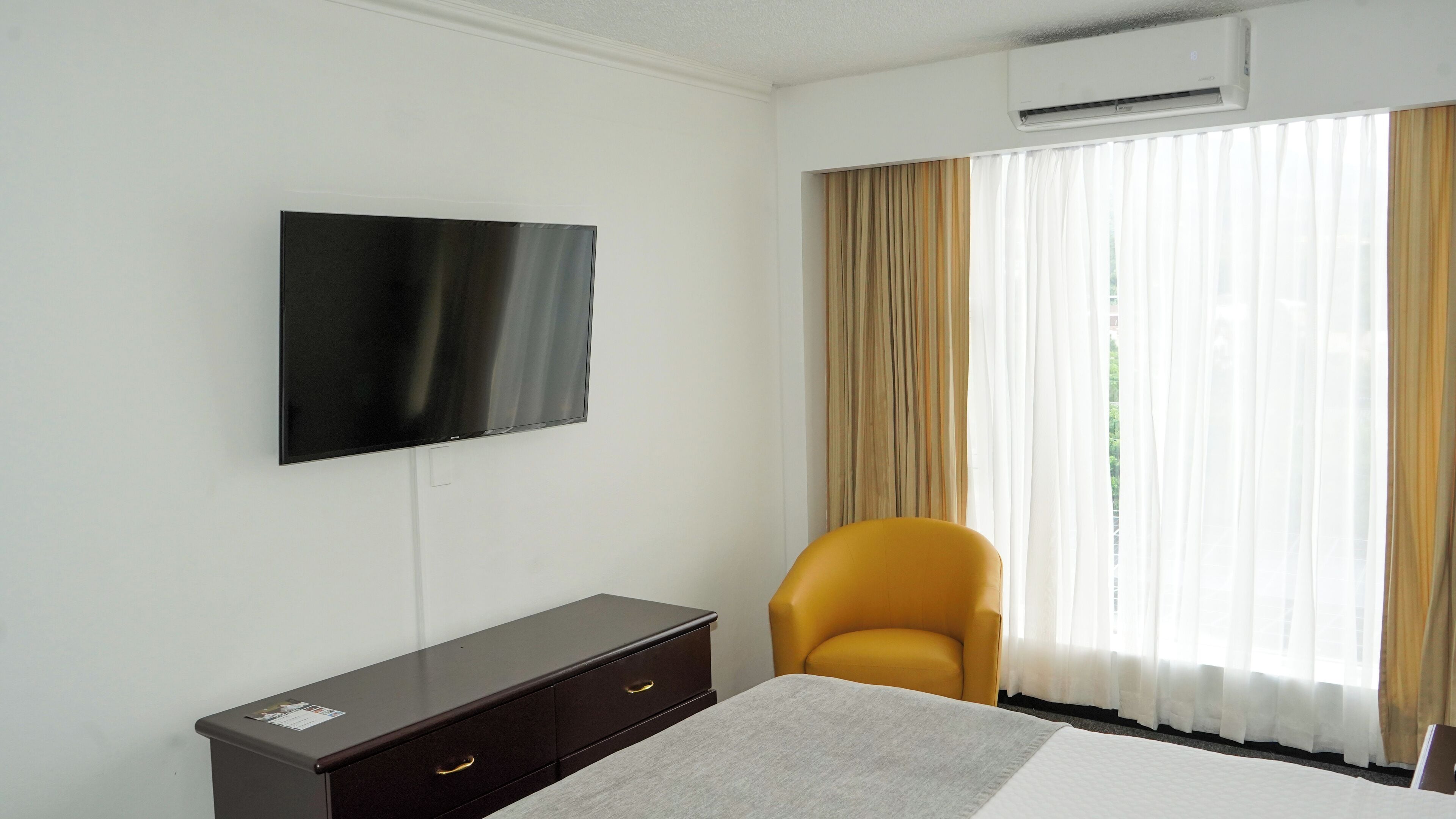 Foto - Plaza Hotel and Suites