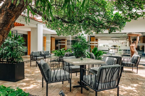 Plaza Hotel and Suites