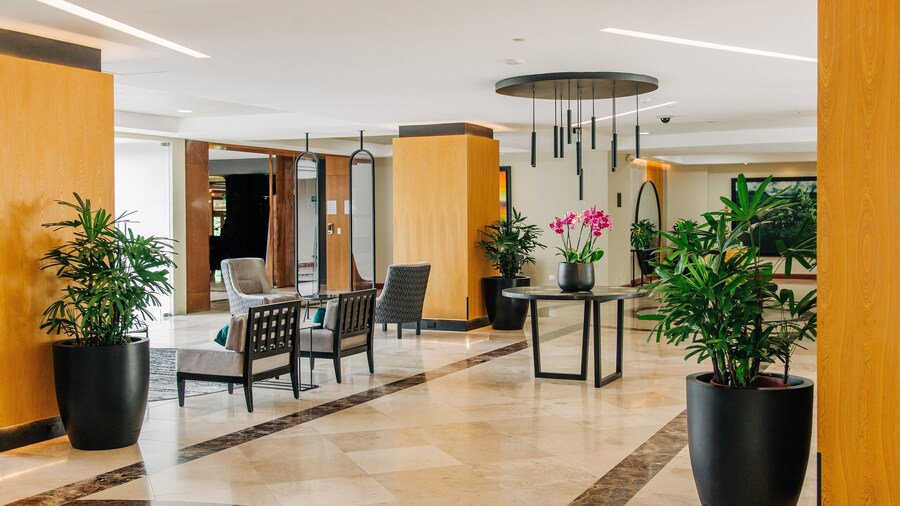 Plaza Hotel and Suites