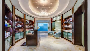 Couples treatment room(s), sauna, hot tub, steam room, body treatments