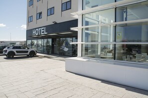 Fachada de la propiedad