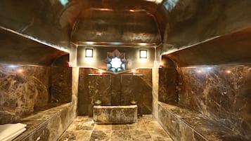 Couples treatment rooms, hot tub, steam room, Turkish bath