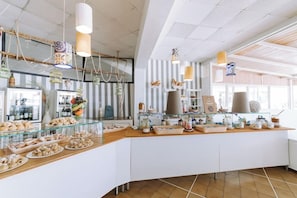 Breakfast, lunch, dinner served; Italian cuisine  - Nicolaus Club Fontane Bianche    (Syracuse)