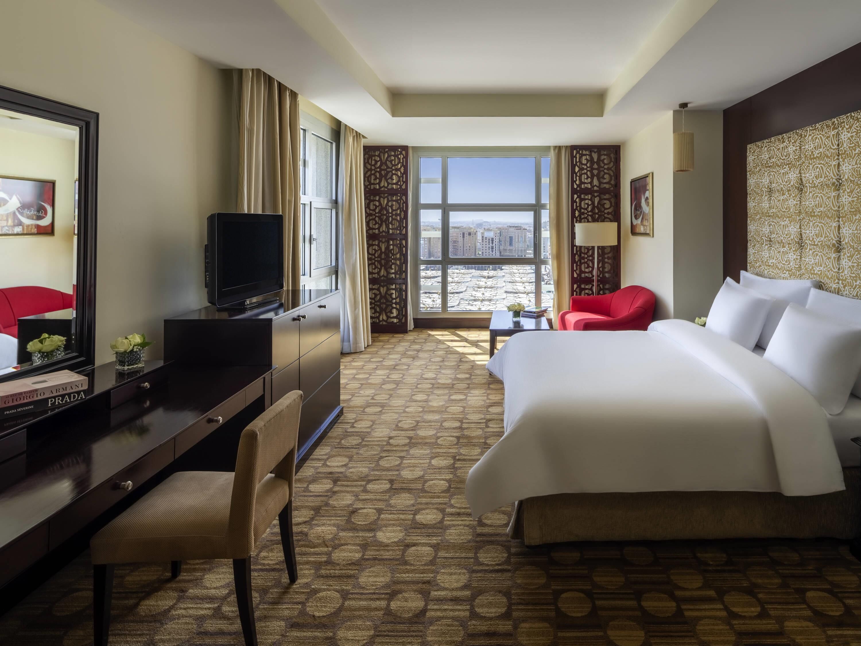 Royal-Suite, 4 Schlafzimmer | Hochwertige Bettwaren, Minibar, Zimmersafe, individuell dekoriert