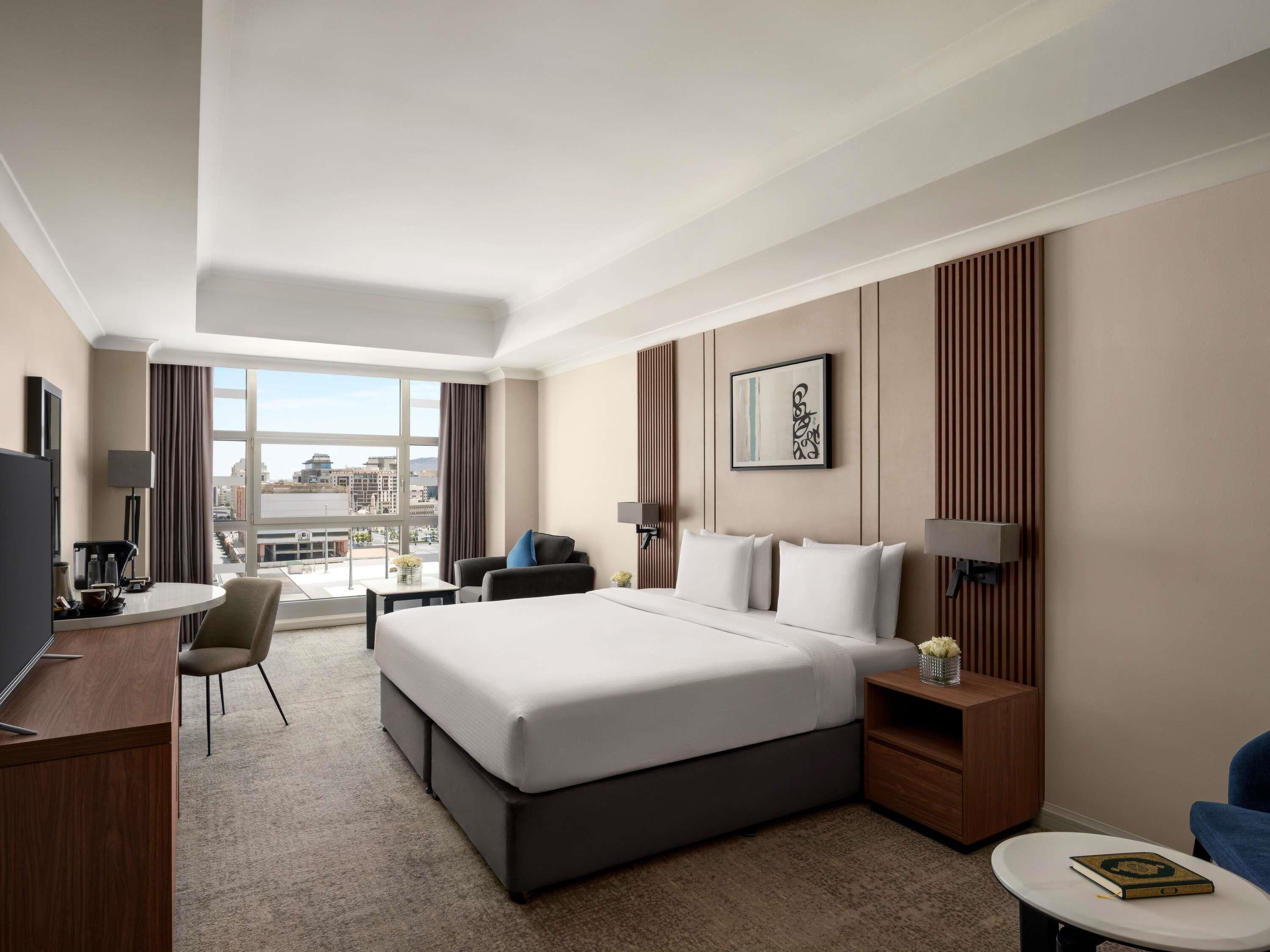 Chambre Deluxe, 1 très grand lit (HARAM VIEW) | Literie de qualité, minibar, coffre-fort pour ordinateur portable