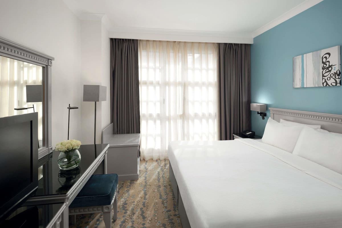 1 quarto, roupas de cama premium, frigobar, cofres nos quartos