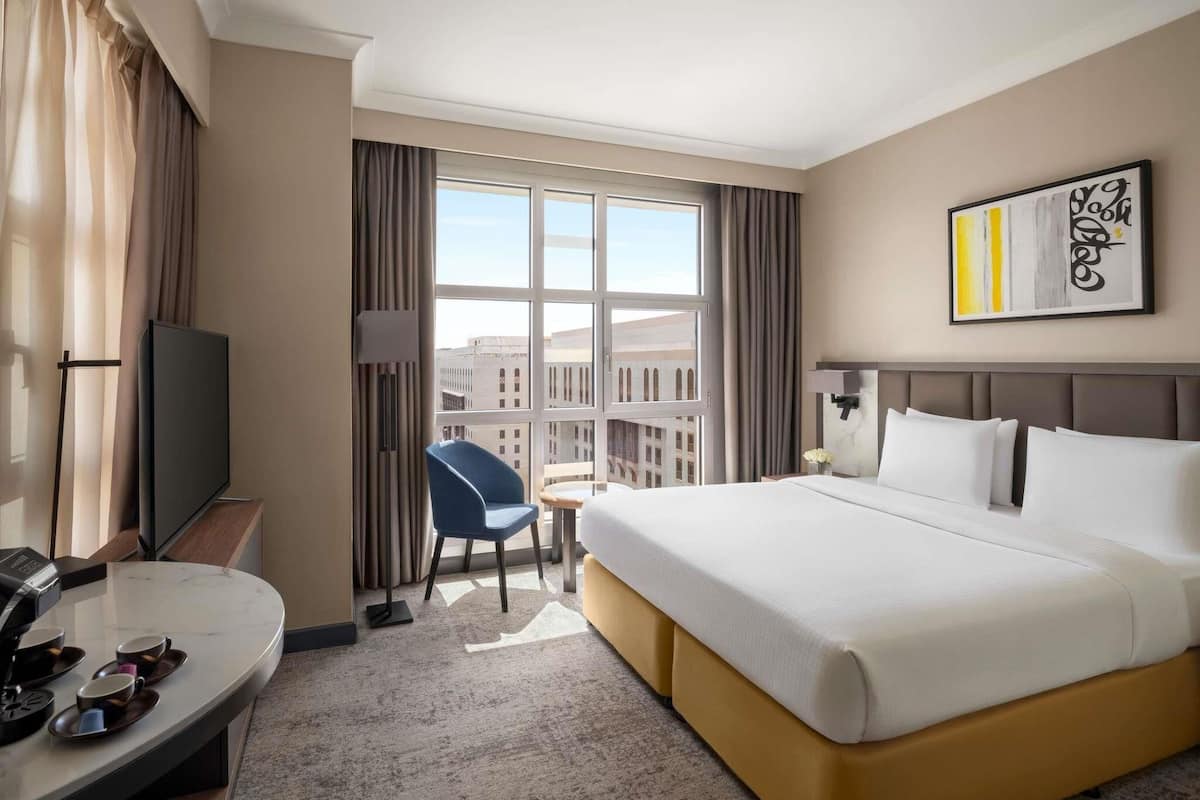 Premium bedding, minibar, in-room safe, desk