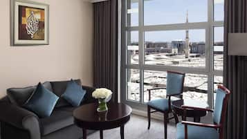 1 bedroom, premium bedding, minibar, in-room safe