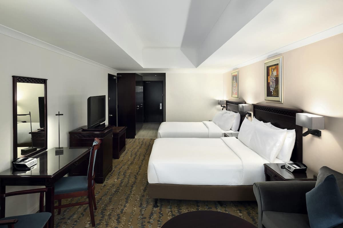1 bedroom, premium bedding, minibar, in-room safe