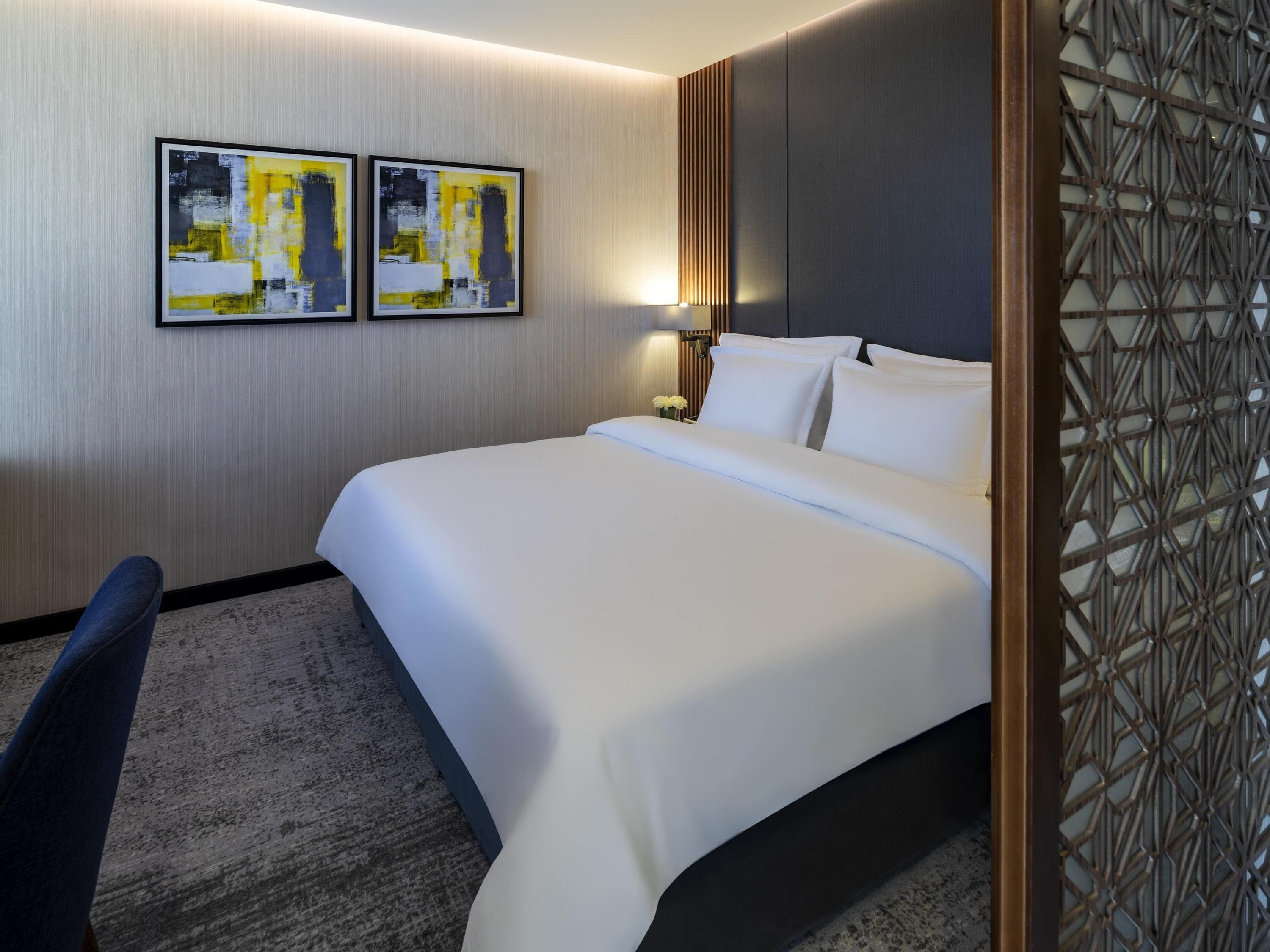 Junior Suite, 1 King Bed