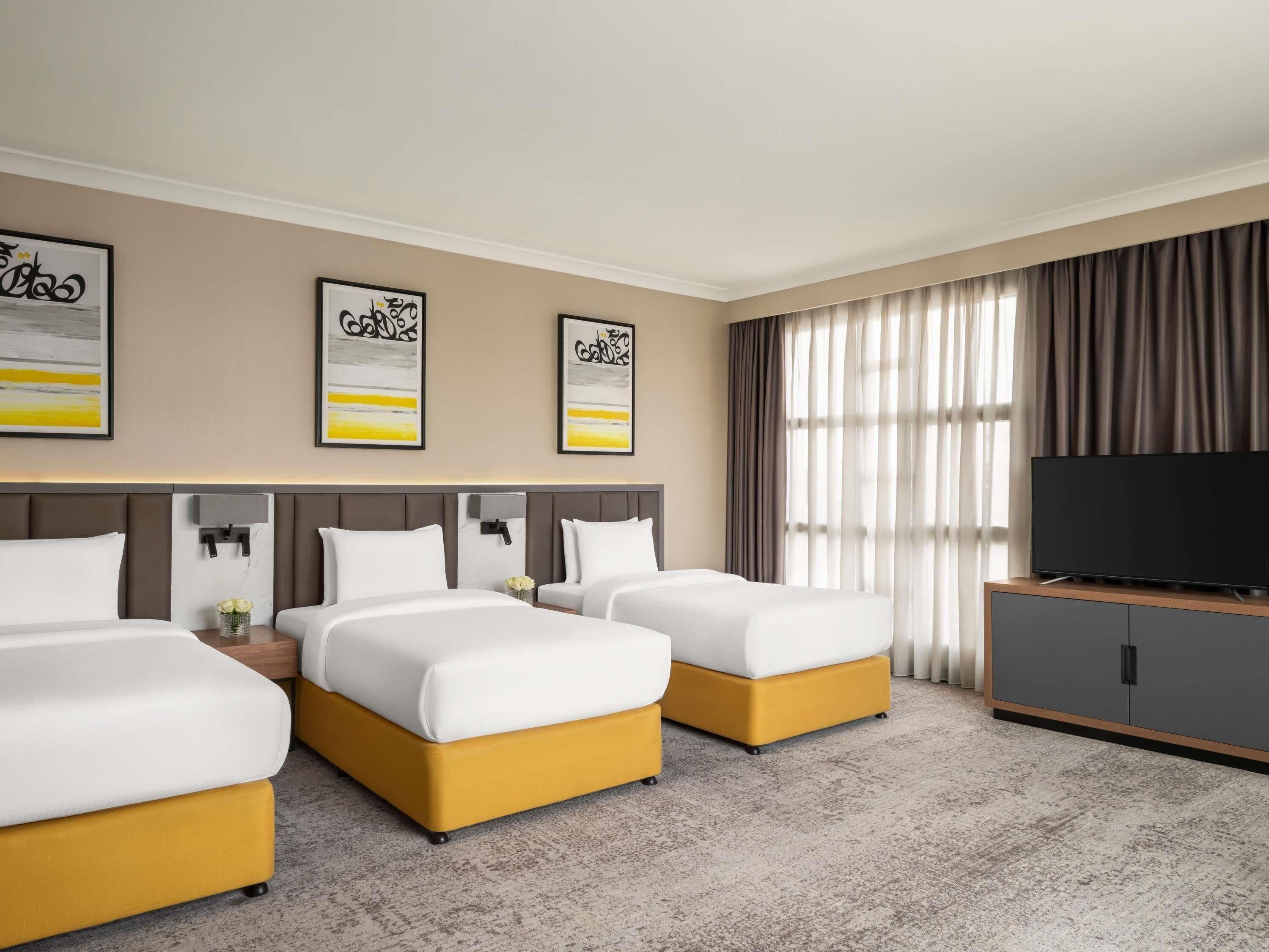 Classic Room, 3 Twin Beds | Premium bedding, minibar, in-room safe, individually decorated