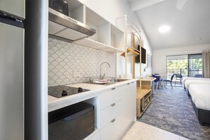 Studio Family Apartment | Private kitchenette