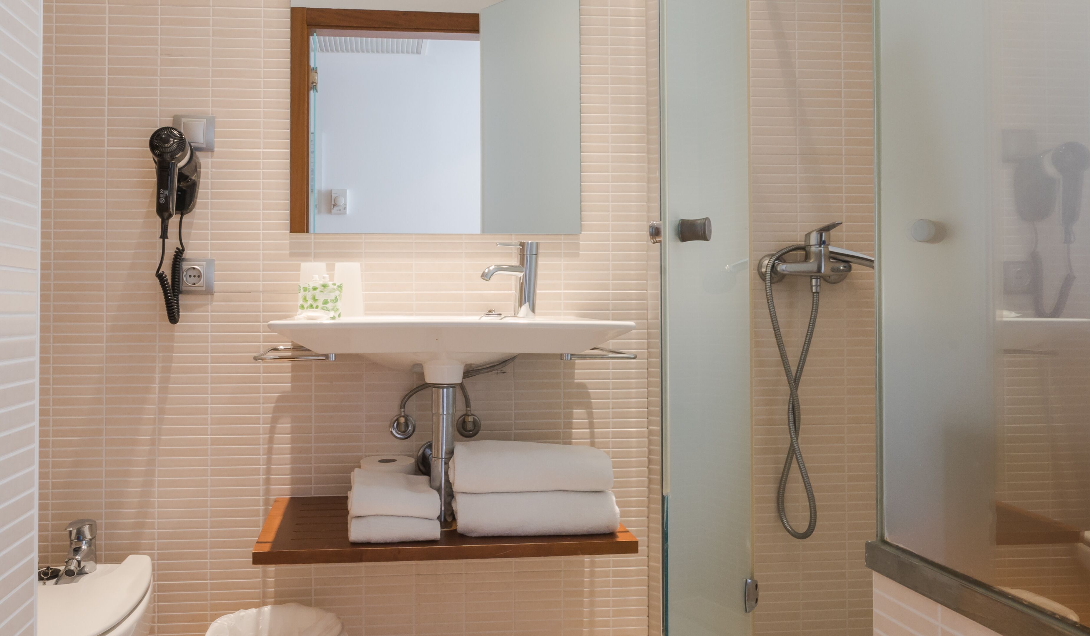 Foto - Hotel Jeni & Restaurant