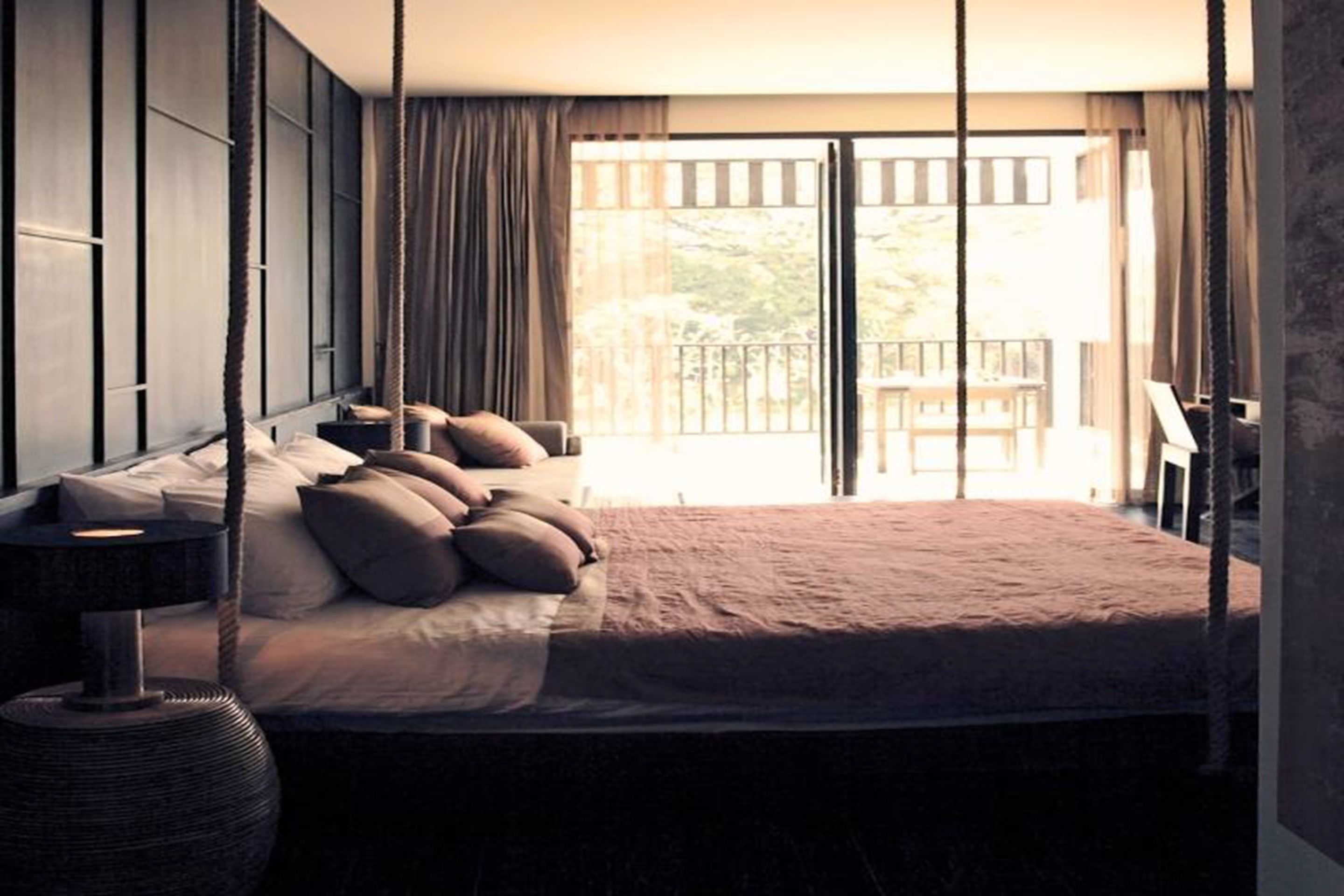 suite (white elephant) | 1 bedroom, minibar, in-room safe, desk