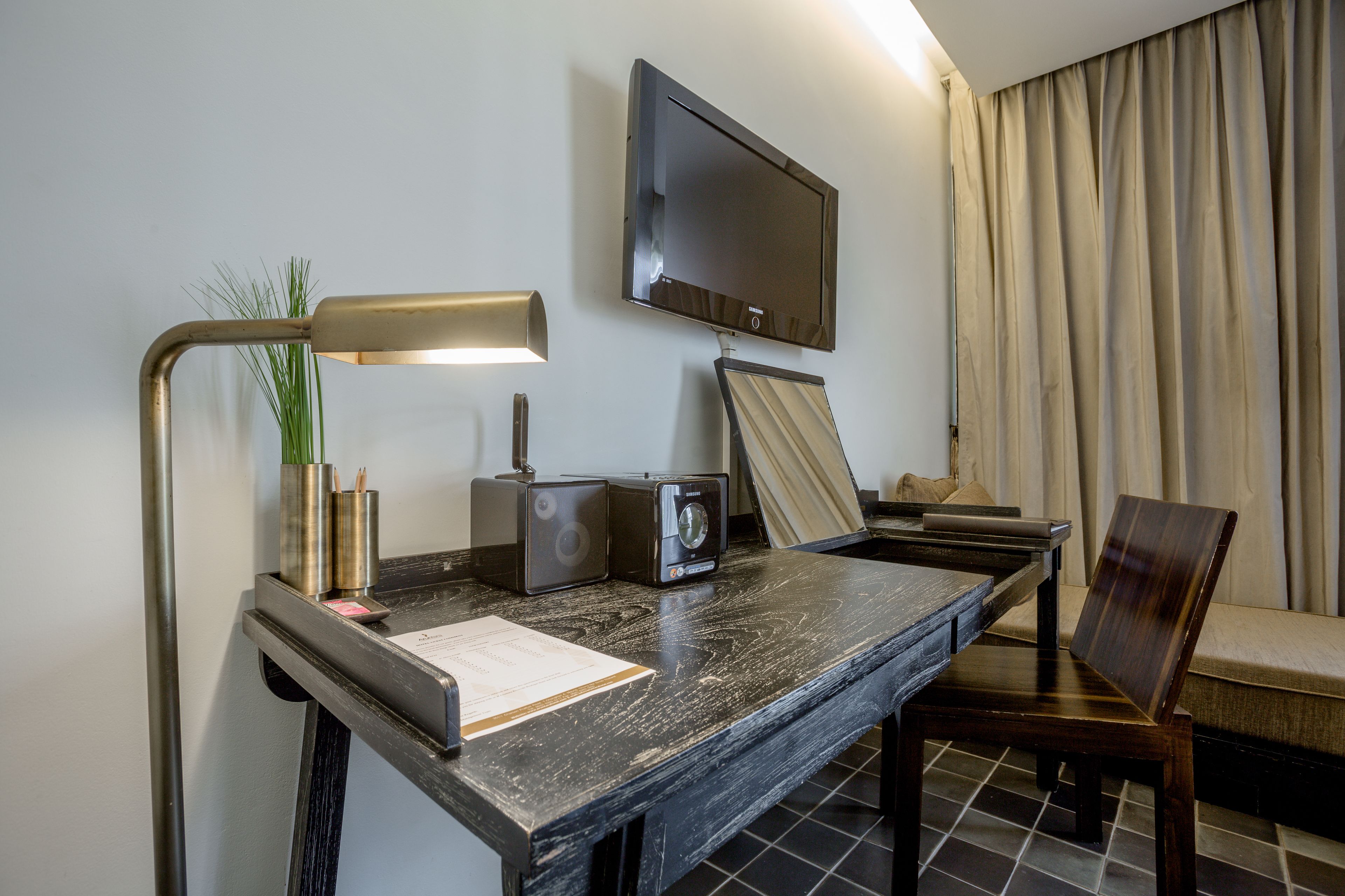 deluxe room | room amenity