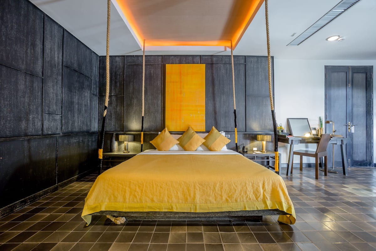 Suite (Elephant) | 1 bedroom, minibar, in-room safe, desk