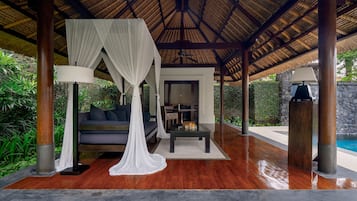 Villa, 1 chambre, piscine privée (Private Villa) | Cuisine privée | Bouilloire électrique, chaise haute