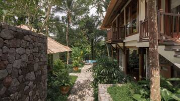 Design villa, 3 slaapkamers, privézwembad (Owner's Villa) | Kameruitzicht