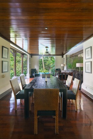 Villa Design - 3 sovrum - privat pool (Owner's Villa) | Matservice på rummet